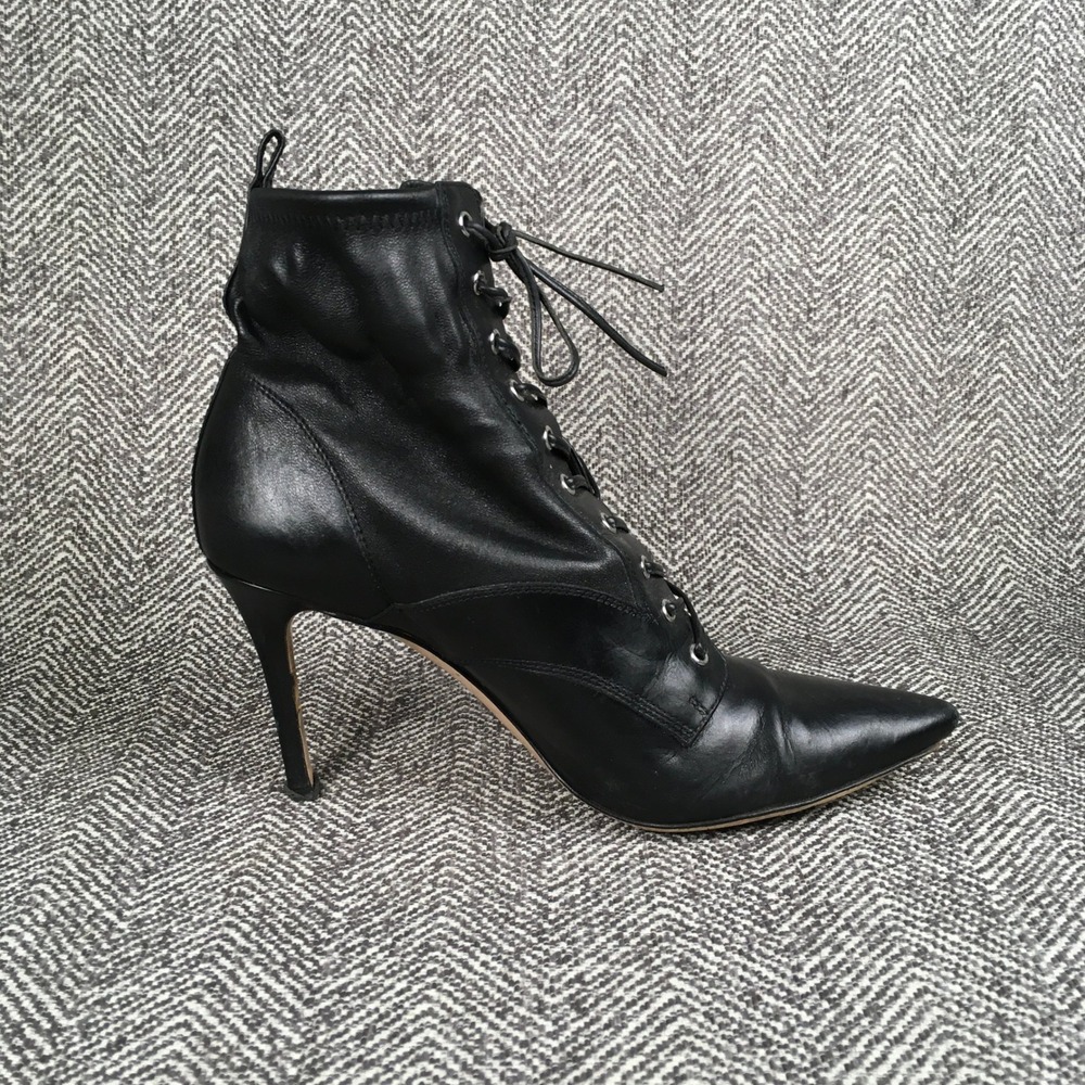 Gianvito Rossi Black Leather Lace Up Pointed Toe Stiletto Ankle Boots Sz 37 / 7